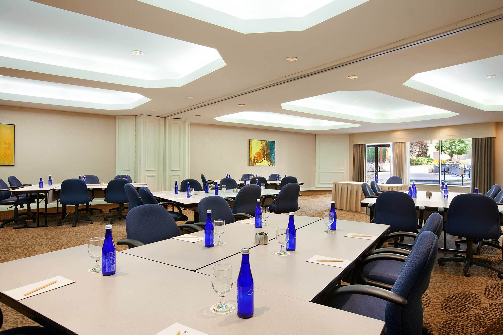 Doubletree By Hilton Hotel Boston - Bedford Glen Exterior photo